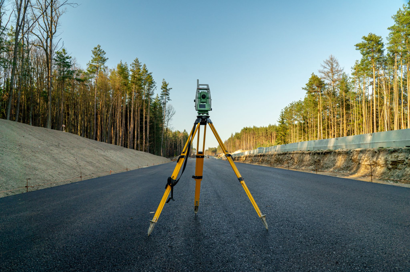 Land Surveys London